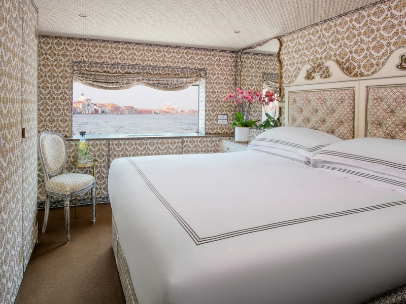 Deluxe Stateroom